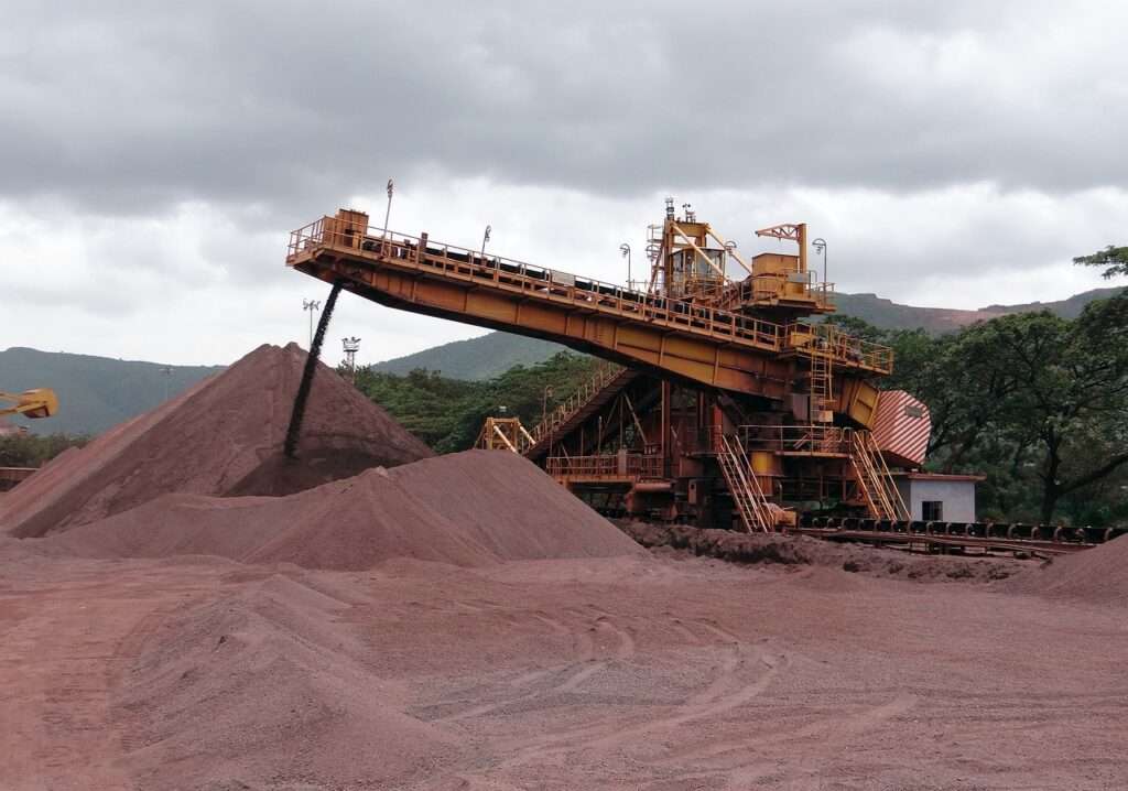 mining, iron ore, mine-856022.jpg